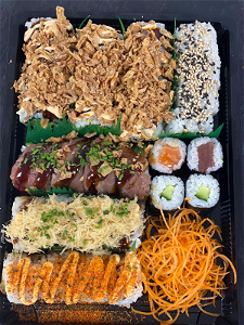 Sushi Tasting Menu 8x4 (32st)